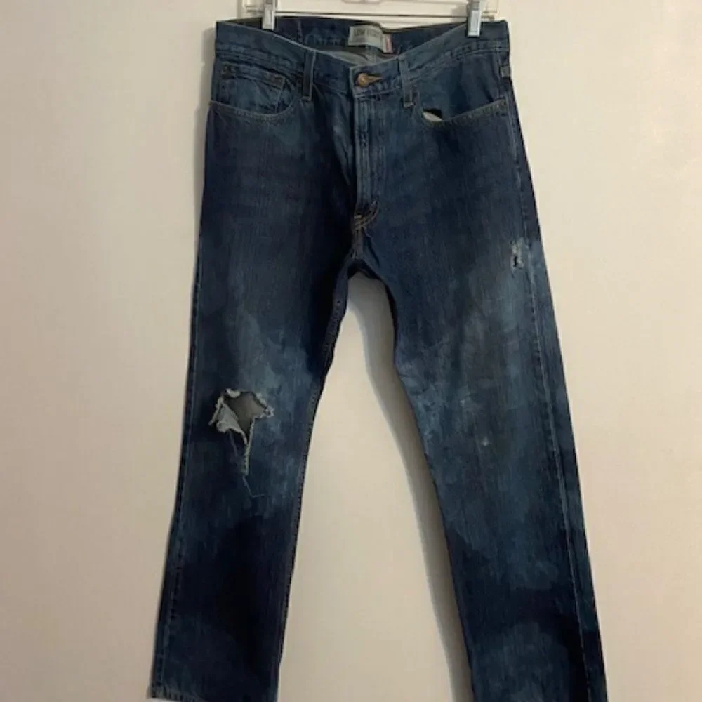 Levi's 527 5 pocket distressed bootcut jeans, size 34/32